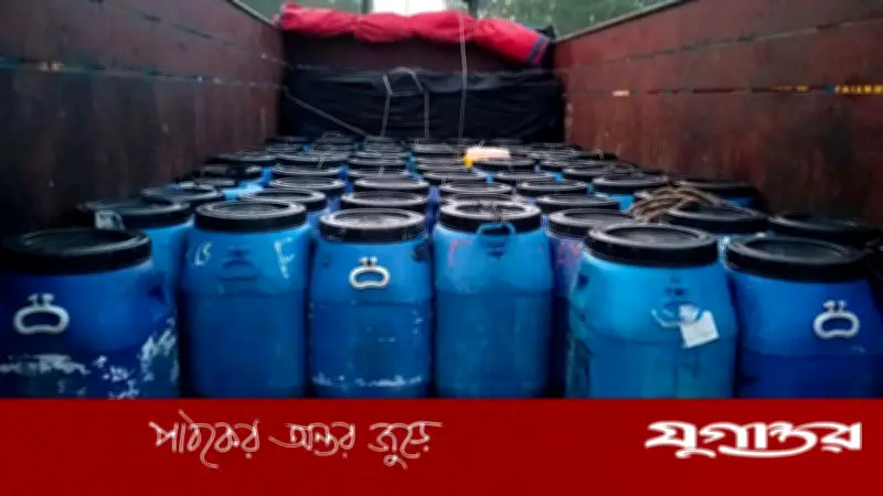 বরগুনায় কোটি টাকার চিংড়ির রেণু জব্দ, বিষখালী নদীতে অবমুক্ত