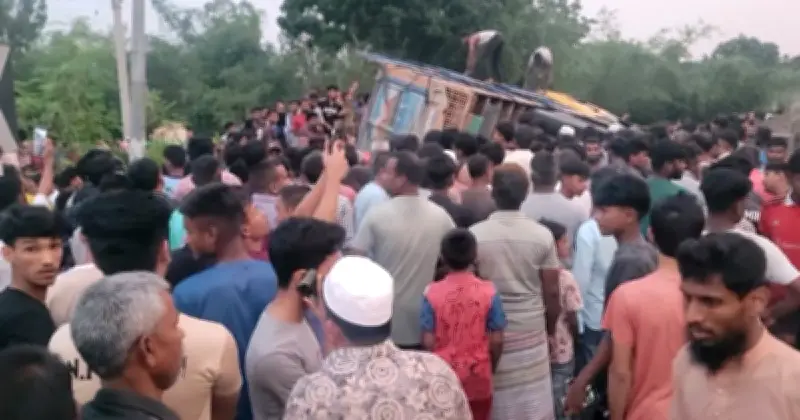 নীলফামারীতে ট্রাক-মিথিলা সংঘর্ষে দুইজন নিহত