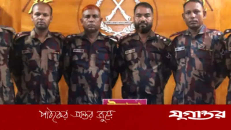 নাইক্ষ্যংছড়ি সীমান্তে প্রায় এক লাখ পিস ইয়াবা উদ্ধার করেছে বিজিবি
