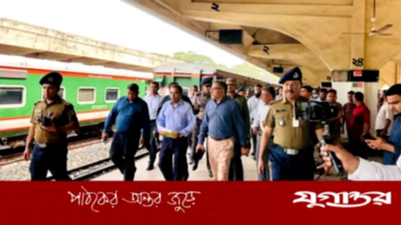 ঈদে নিরাপদ ট্রেনযাত্রা নিশ্চিতে রেল সচিবের কঠোর নির্দেশনা
