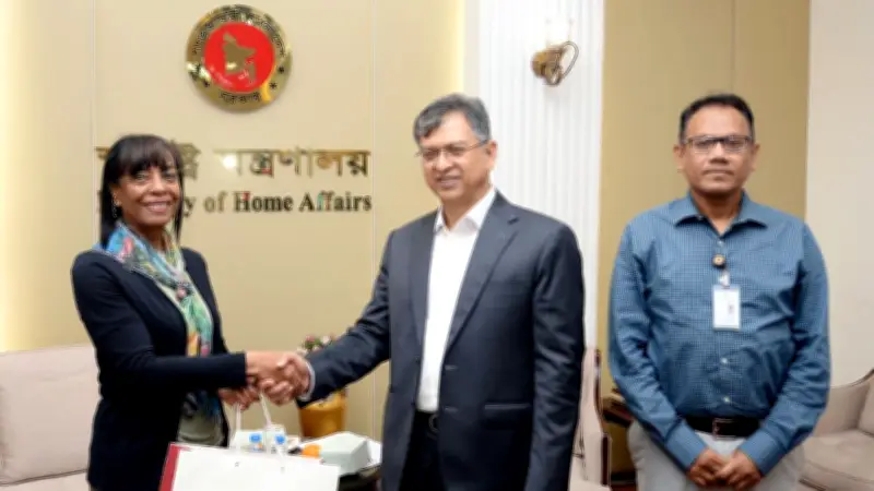 রোহিঙ্গা সংকট জাতীয় নিরাপত্তার জন্য হুমকি: স্বরাষ্ট্রমন্ত্রী