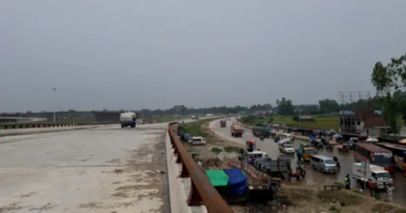 ঈদযাত্রায় যমুনা সেতুপশ্চিম মহাসড়কে যানজটের শঙ্কা, প্রশাসনের প্রস্তুতি