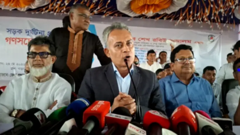 সড়কপাশে গরুর হাট মেনে নেওয়া হবে না: সেতুমন্ত্রী