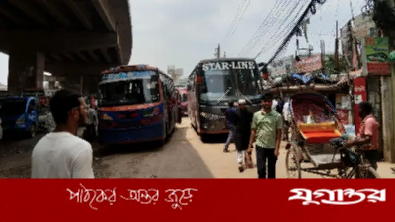 ঈদযাত্রায় স্বস্তি: উত্তরা-আবদুল্লাহপুরে যাত্রী চাপ কম, বাড়তি ভাড়া নেই