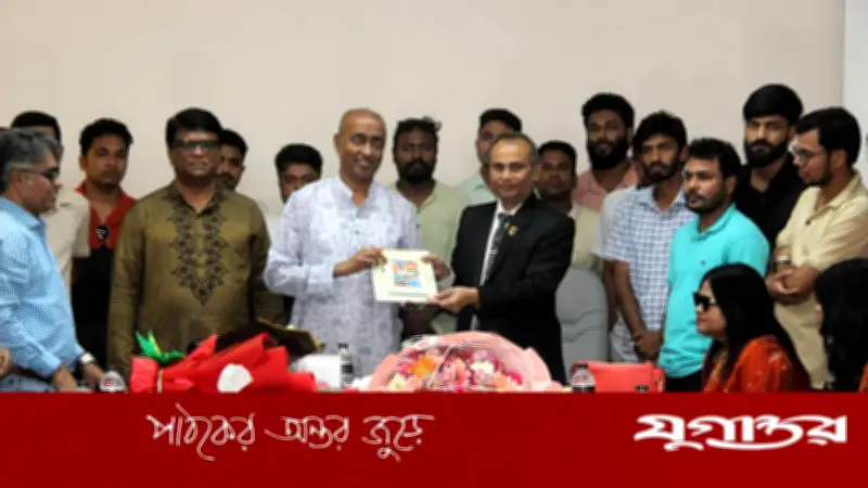 বিএনপিকে জুলাই আন্দোলনের মুখোমুখি করানোর অপচেষ্টা: আইনমন্ত্রী
