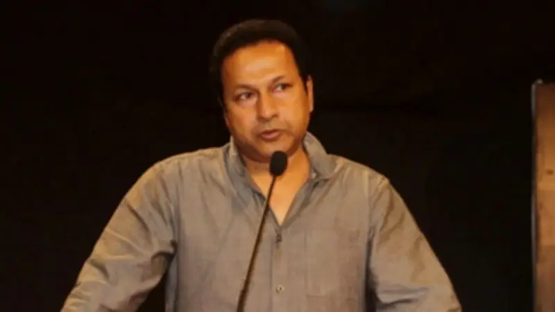 বডিগার্ড নিয়ে ঘুরি না আমরা: বাপ্পারাজ