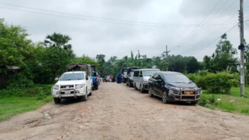 জঙ্গল সলিমপুরে তিন সড়ক পাকাতে ১৬ কোটি টাকা চেয়েছে জেলা প্রশাসন