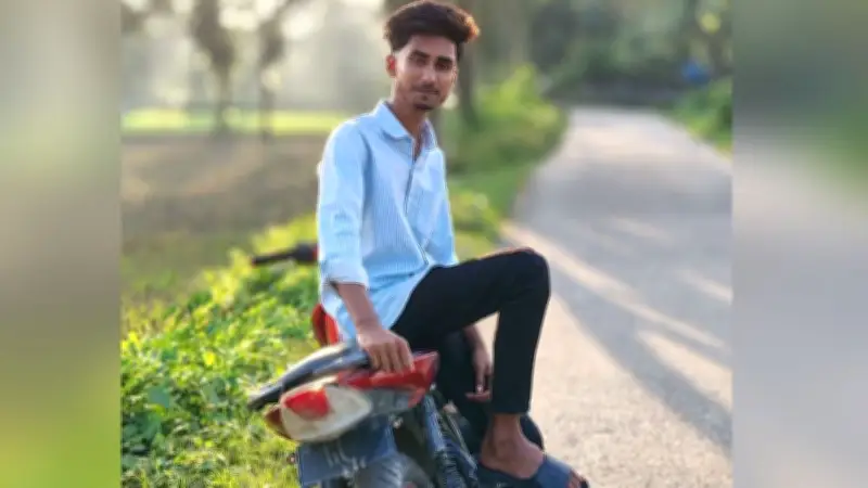 সিংগাইরে সড়ক দুর্ঘটনায় যুবক নিহত, বার্সেলোনার নতুন টার্গেট আলভারেজ