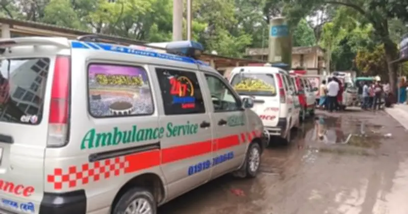 ঢাকা-টাঙ্গাইল মহাসড়কে ট্রাক দুর্ঘটনায় নিহত ১৫ জনের পরিচয় মিলেছে, মরদেহ হস্তান্তর