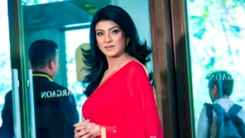আসিফ আলতাফের ‘পেনসিল হিল’ গানে মৌ