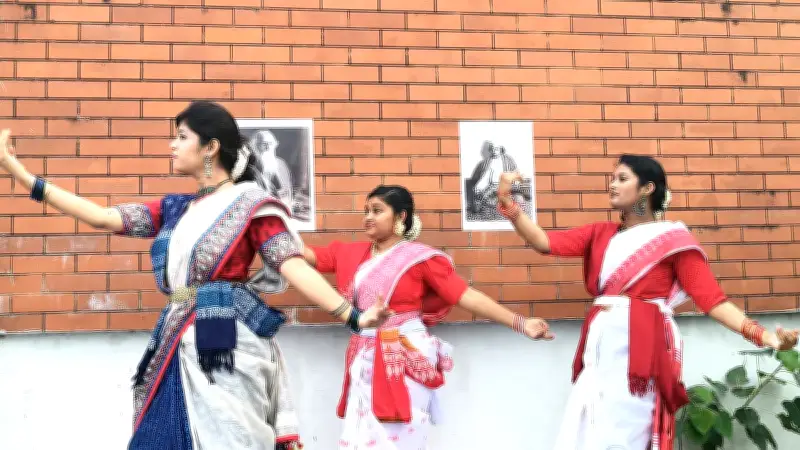 চট্টগ্রামে বন্ধুসভার রবীন্দ্র-নজরুলজয়ন্তী উৎসব অনুষ্ঠিত