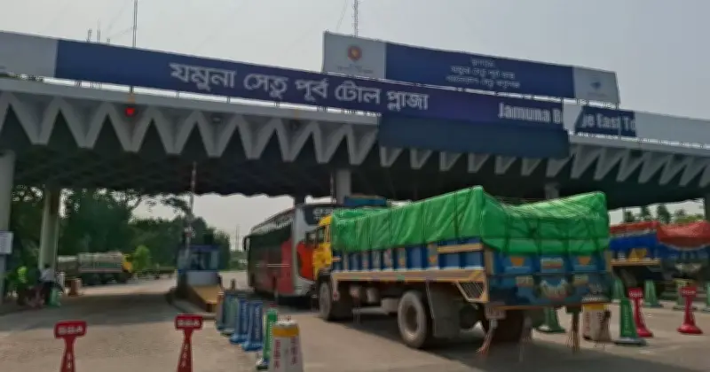 ঈদুল আজহায় যমুনা সেতুতে যানবাহনের চাপ বেড়েছে