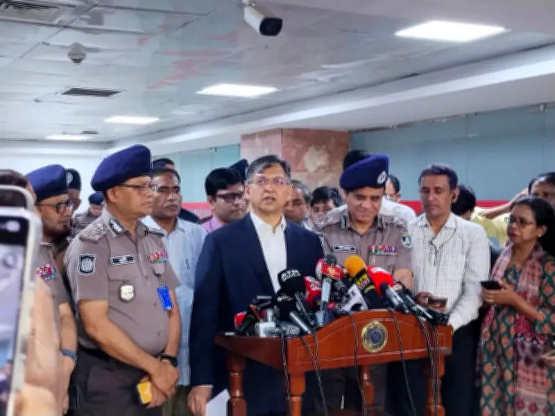 জঙ্গল সলিমপুরে সন্ত্রাসীদের উদ্ধত আচরণ কঠোরভাবে নিয়ন্ত্রণ করা হবে: স্বরাষ্ট্রমন্ত্রী