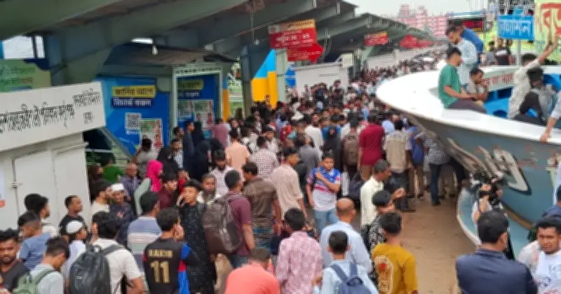 ঈদুল আজহায় সদরঘাটে যাত্রী চাপ কম, স্বস্তিতে ঘরমুখো মানুষ