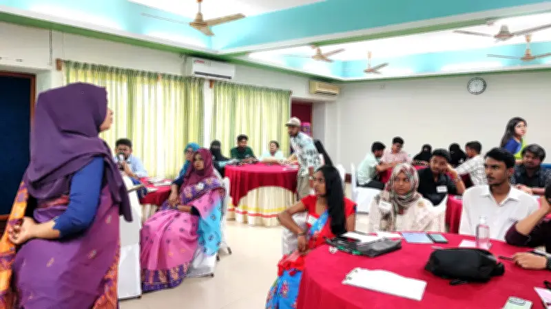 ডিজিটাল গণতন্ত্রে মতপ্রকাশের স্বাধীনতা প্রশিক্ষণ কর্মশালা খুলনায়