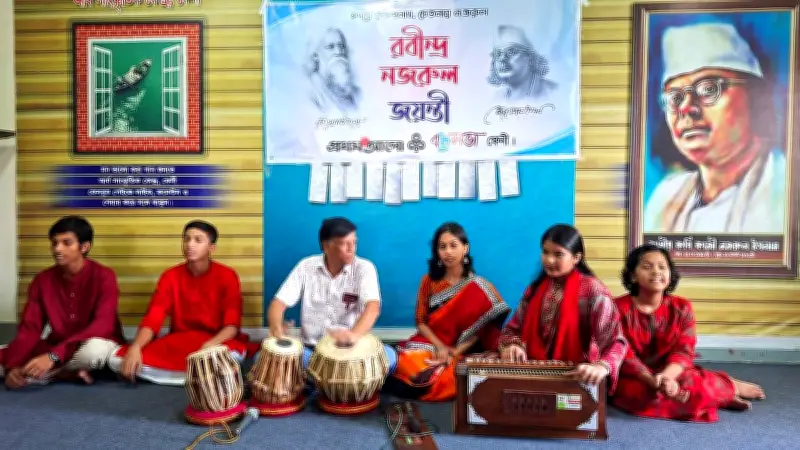 ফেনী বন্ধুসভায় রবীন্দ্র-নজরুলজয়ন্তী উদযাপন