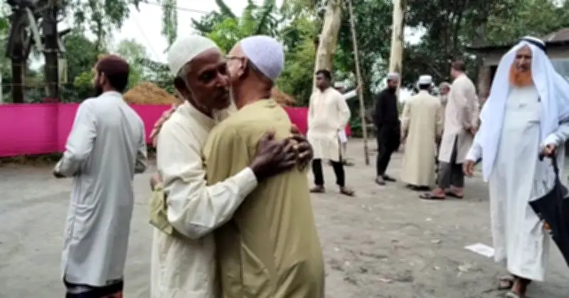 সৌদির সাথে মিল রেখে লালমনিরহাটে ঈদুল আজহা উদযাপন