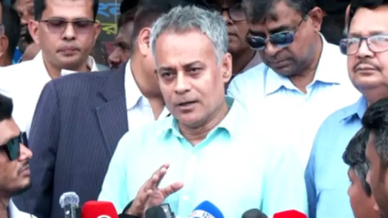 ঈদযাত্রা সফল, প্যারিসে ড. ইউনূস, তেলের দাম বাড়ল