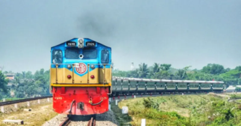 ঈদের দিনও চলবে বিজয় এক্সপ্রেস, বিলম্বে ভোগান্তি