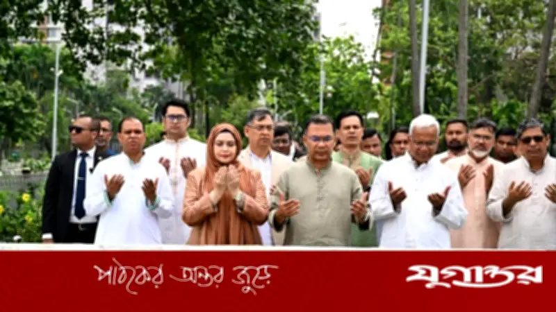 বিডিআর বিদ্রোহে নিহত সেনা কর্মকর্তাদের কবর জিয়ারত প্রধানমন্ত্রীর