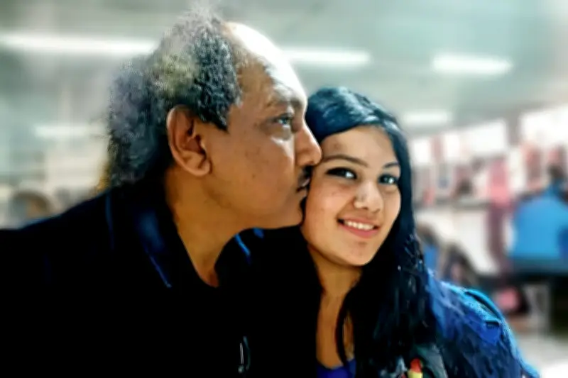 কারিনা কায়সারকে নিয়ে বাবার আবেগঘন ঈদ স্মৃতি