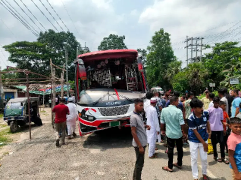 গোপালগঞ্জে বাস-মোটরসাইকেল সংঘর্ষে ৫ জন নিহত, আহত ২০