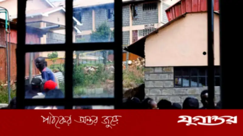 কেনিয়ার আবাসিক স্কুলে অগ্নিকাণ্ডে ১৬ ছাত্রীর মৃত্যু