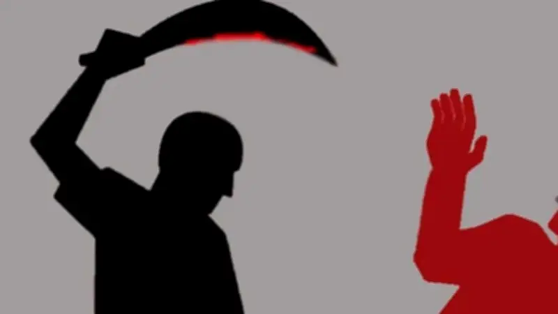 স্ত্রীকে কুপিয়ে হত্যা, স্বামী আটক; বিশ্ববাজারে বেড়েছে তেলের দাম