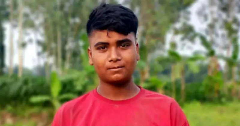 ঈদের আনন্দ বিষাদে: গলায় মাংস আটকে কিশোরের মৃত্যু