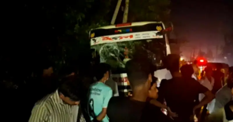 ঈদের দিন কর্ণফুলীতে বাস-লেগুনা সংঘর্ষে নিহত ৩, আহত ৭