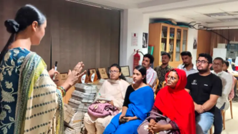 চট্টগ্রাম বন্ধুসভার ইংলিশ ওরাটরি কর্মশালার দ্বিতীয় সেশন অনুষ্ঠিত