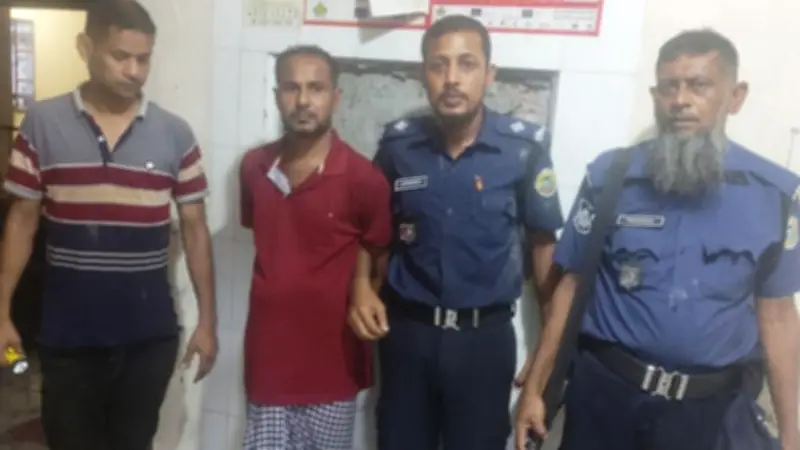 ঝালকাঠিতে মৃত্যুদণ্ডপ্রাপ্ত পলাতক আসামি গ্রেপ্তার, ইরাকে নিহত শ্রাবণের দেহ দেশে পৌঁছেছে