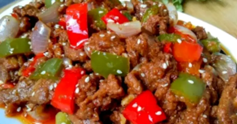ঘরেই বানান রেস্তোরাঁর মতো ঝাল বিফ চিলি