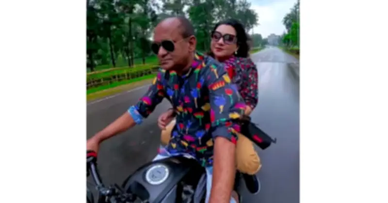 হেলমেটবিহীন মোটরসাইকেল চালিয়ে সমালোচিত সিলেট সিটির সিইও