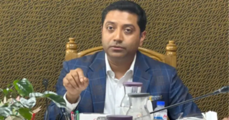ঢাবিকে ‘কোচিং সেন্টার’ বলায় বিক্ষোভ, প্রতিমন্ত্রীর বক্তব্য প্রত্যাহার