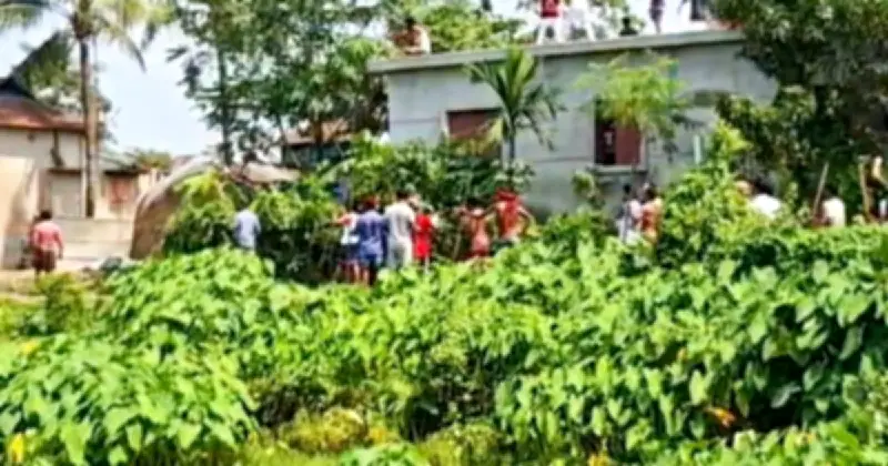 মসজিদের অর্থে ছুরি কিনে সংঘর্ষ, আহত ৬