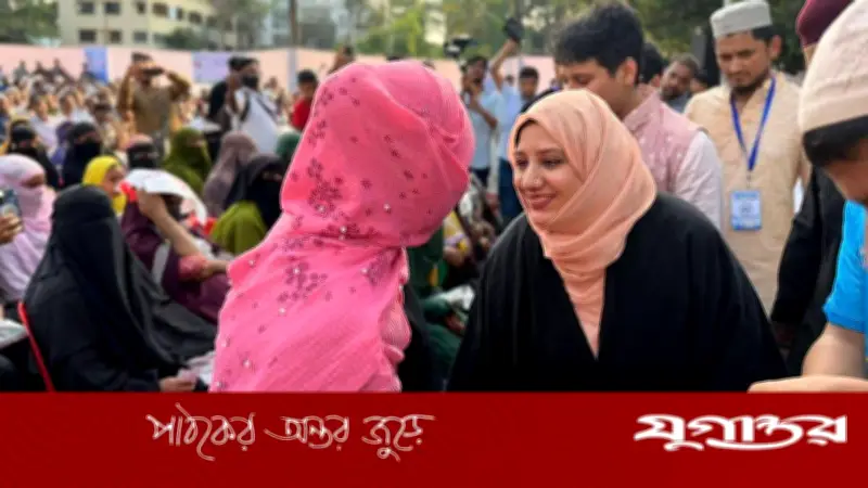 ঈদে তৃণমূলে মানবতার ছোঁয়া প্রতিমন্ত্রী মীর হেলালের
