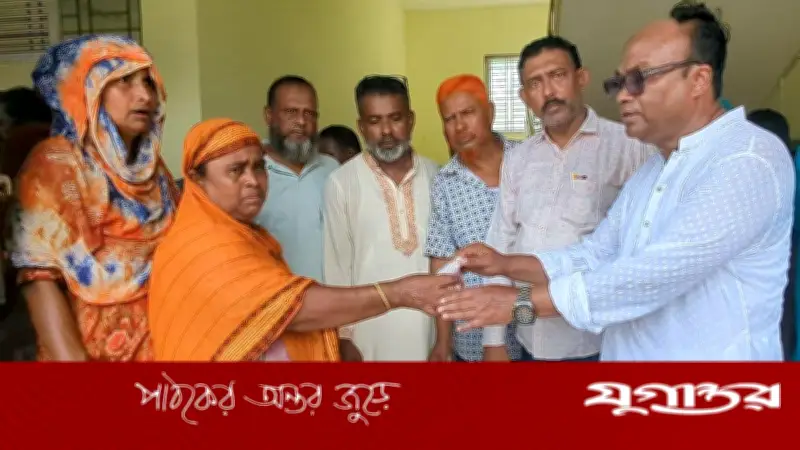 খালেদা জিয়ার রুহের মাগফিরাতে মোংলায় ৯ গরু কুরবানি