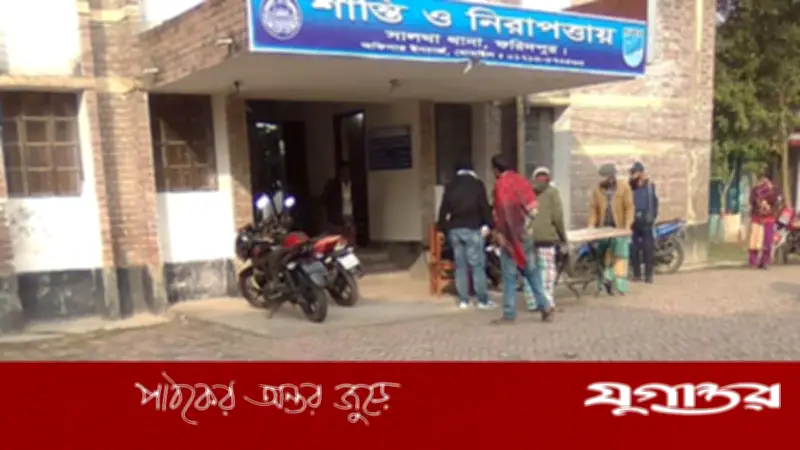 ফরিদপুরে গাছ পড়া নিয়ে সংঘর্ষে আহত ১২