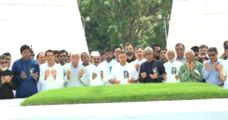 জিয়ার শাহাদাতবার্ষিকীতে তারেক রহমানের শ্রদ্ধা