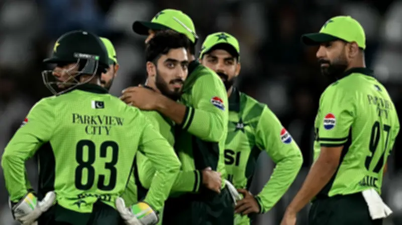 হাজারতম ওয়ানডেতে পাকিস্তানের রেকর্ড জয়
