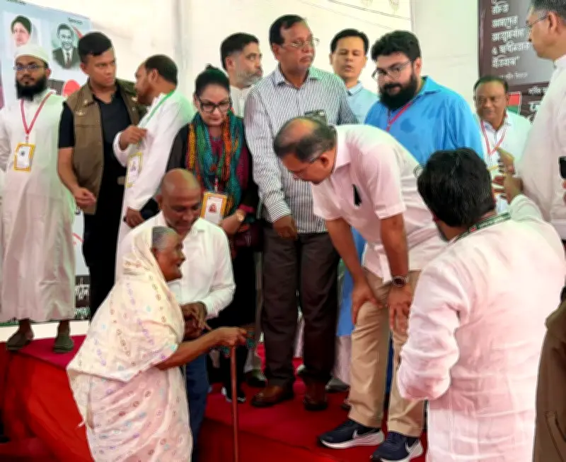 বয়সের ভারে নুয়ে পড়া নূরজাহানের সঙ্গে প্রধানমন্ত্রী তারেক রহমানের সাক্ষাৎ