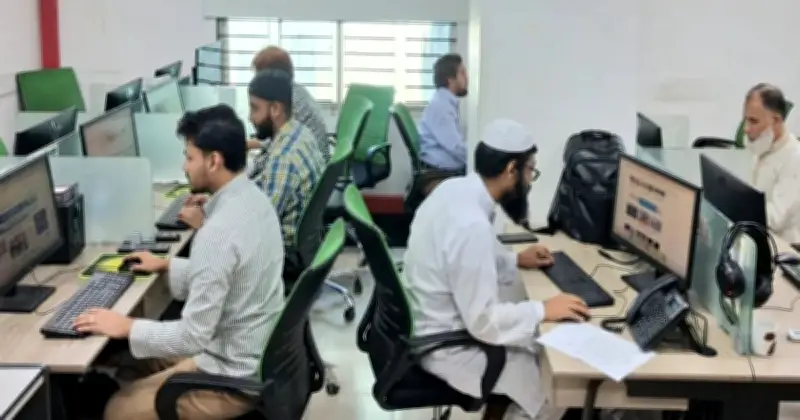 ঈদের ছুটি শেষ, সোমবার থেকে খুলছে অফিস-ব্যাংক-বাজার