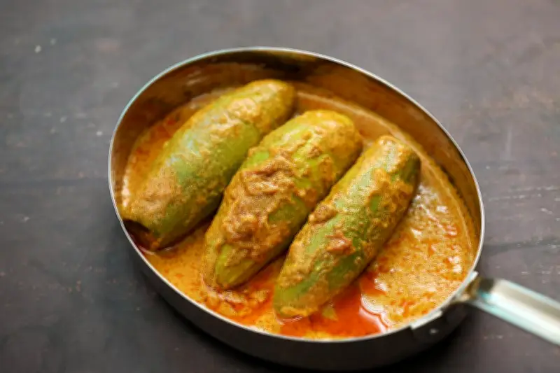 পটোলের দোলমা: মাছ বা মাংসের পুরে অনন্য পদ