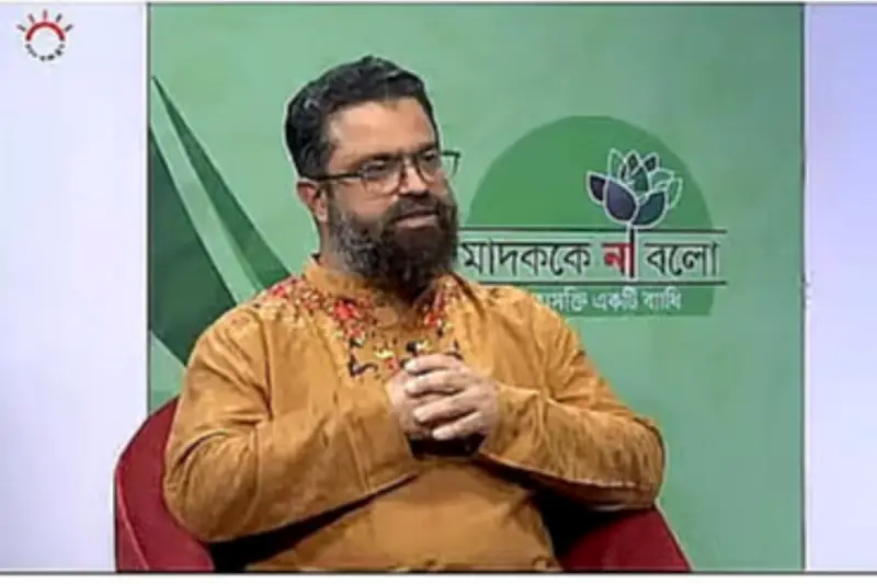 ই-সিগারেট পুরোপুরি ঝুঁকিমুক্ত নয়: ডা. সরদার আতিক