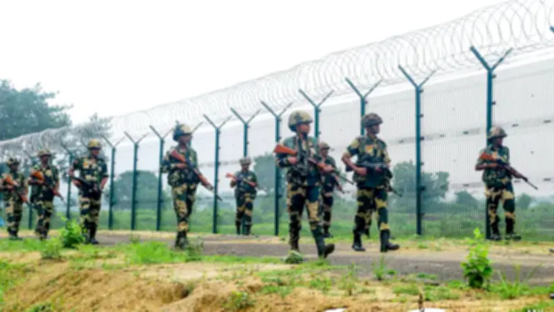 ভারত-বাংলাদেশ সীমান্ত সুরক্ষায় অমিত শাহের নীলনকশা, নেতানিয়াহুর বিরুদ্ধে ইসরায়েলে বিক্ষোভ