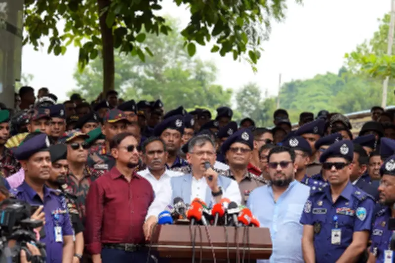 সীতাকুণ্ডের জঙ্গল সলিমপুর সন্ত্রাসমুক্ত ঘোষণা করলেন স্বরাষ্ট্রমন্ত্রী