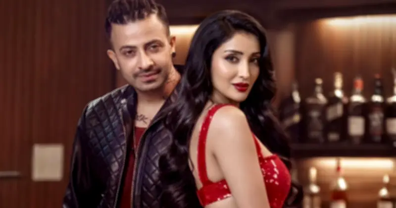 প্রথম সিনেমার প্রথম দৃশ্যে দর্শকদের ভালোবাসায় আবেগাপ্লুত মিথিলা