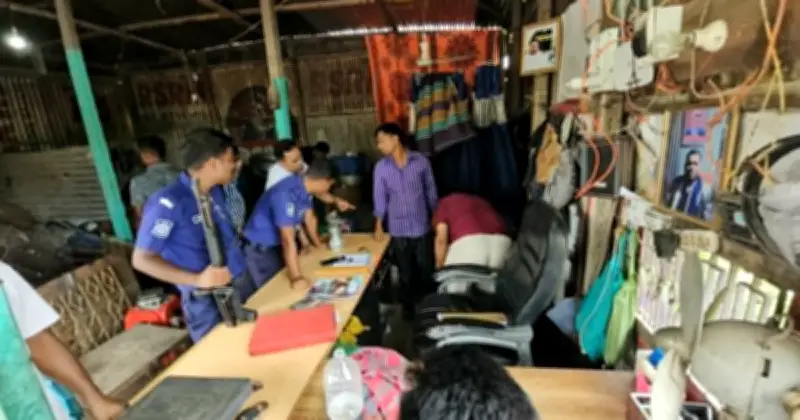 দৌলতদিয়ায় বিএনপি নেতার দোকান থেকে ভূমি অফিসের চুরি যাওয়া মালামাল উদ্ধার