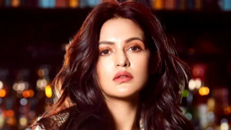 প্রিয়াঙ্কা সরকারের কাছে কাজই থেরাপি, রাহুলের পডকাস্টে হাত দেবেন না